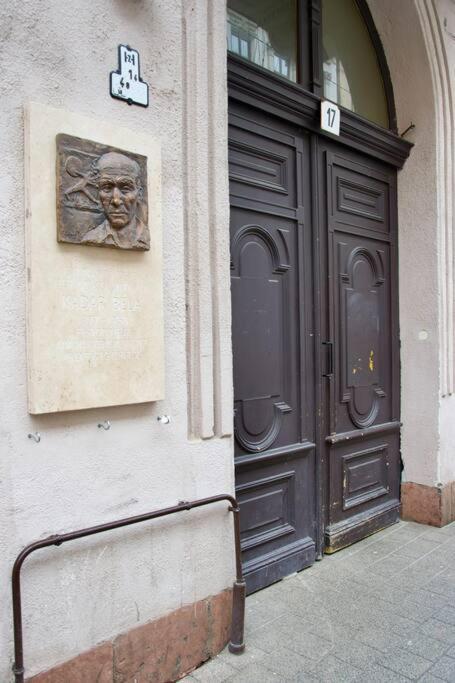 Premium Apartment By Hi5- Brody Street Budapest Exterior foto